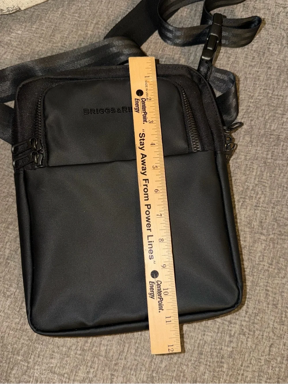 Briggs & Riley Men’s Black Delve TrekSafe Vertical Crossbody